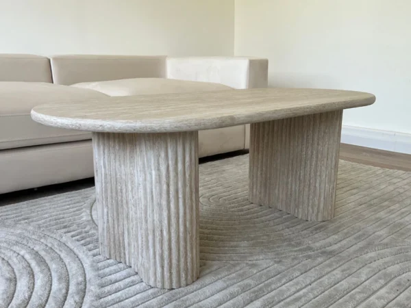 table basse effet ravertin ovale